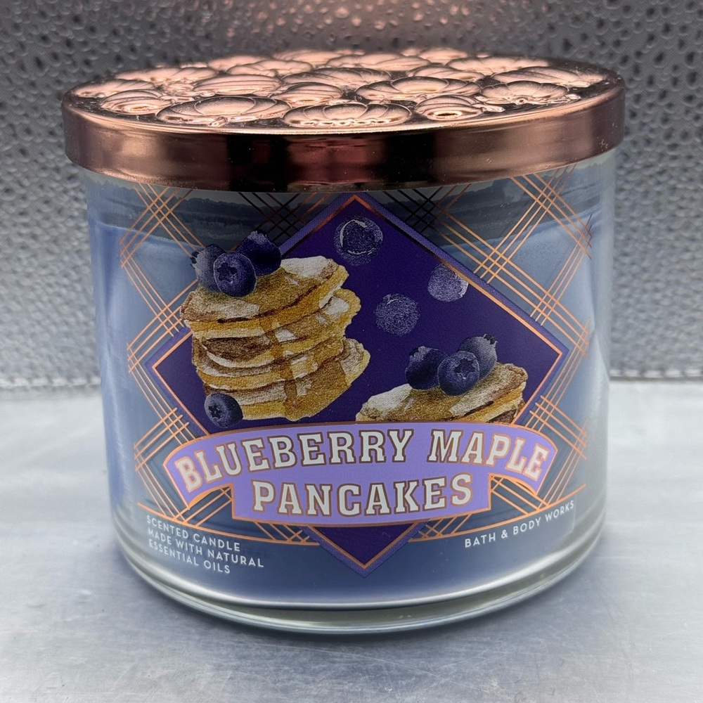Bath & Body Works Blueberry Maple Pancakes 3 Wick Candle